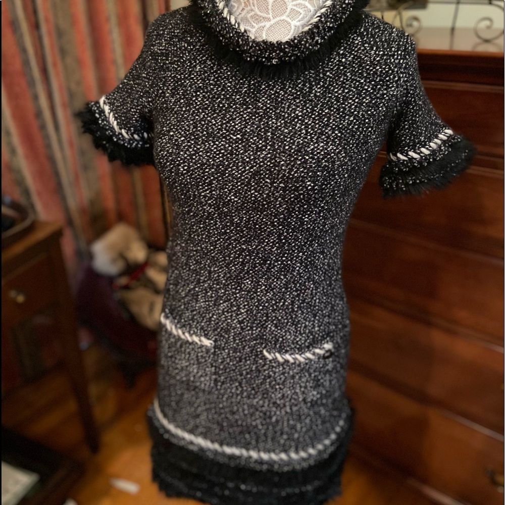 ❣️❣️Available❣️❣️CHANEL KNIT DRESS  36
